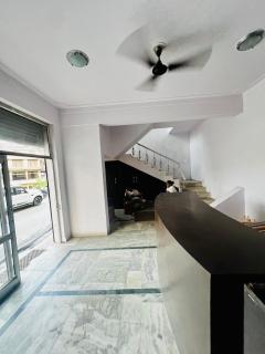 Inder palace - Barkot - 6
