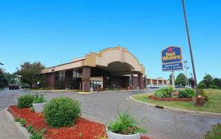 AmericInn by Wyndham Grand Rapids Airport North - 8