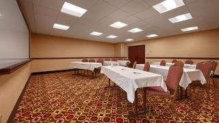 AmericInn by Wyndham Grand Rapids Airport North - 7