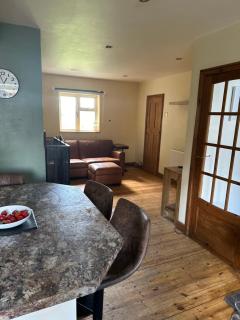 4 bedroom house Silverstone - Silverstone - 6