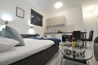Kamara Lux Studio Apartman - Igalo - 7