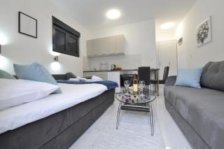 Kamara Lux Studio Apartman - Igalo - 4