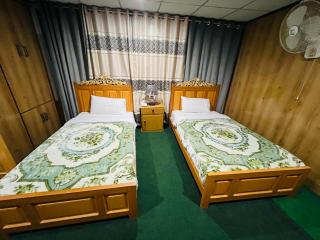Blue Sky Hotel & Restaurant - Skardu - 2