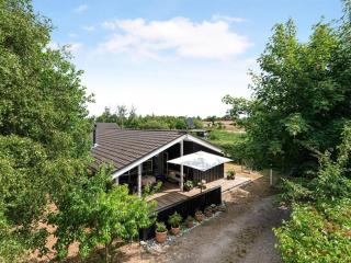 Holiday Home Caro - 900m from the sea by Interhome - Ebeltoft - 2