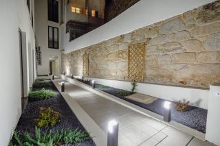 Courtyard Oporto Design Apartments by Vacationy - Porto - 0