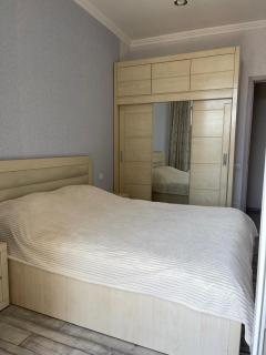 Centrally-Located Apartment on Tsereteli Avenue - Tbilisi - 2