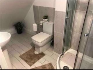 3 Bed House - Sleeps 6 - Garden - Parking - 1