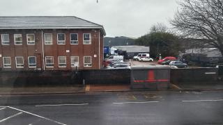 Two Bedroom Apartment at Oldbury with side road parking - 5