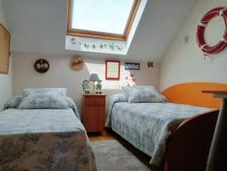 3 Bed Flat - Sleeps 6 - Pool - Garden - Parking - 5