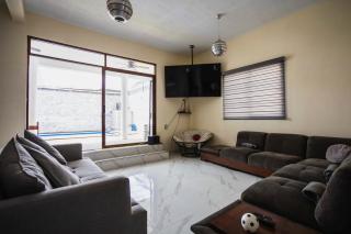 New Family-Friendly Poolside Escape - Pazulco - 7