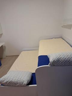 Chris apartment19 - 8