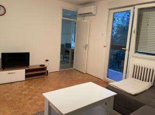 Una - Novi Sad - 1