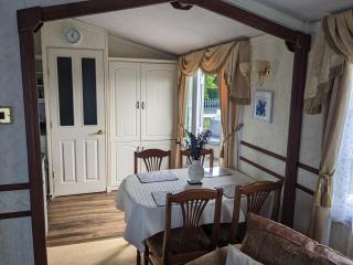 i7 Millfields 6 Berth Luxury Caravan DG & GCH Familys Only And Lead Person Must Be Over 30 - Ingoldmells - 1