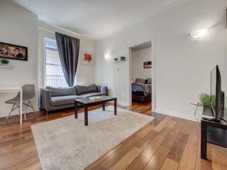 Stylish 1Br-condo 2 min away from bell center D6 - 0