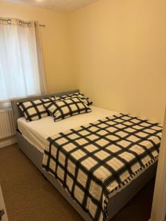 Arden Place - Thamesmead - 1