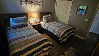 2 bedroom condo on the golf course, minutes away from attractions! - Myrtle Beach - 1