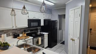 2 bedroom condo on the golf course, minutes away from attractions! - Myrtle Beach - 6