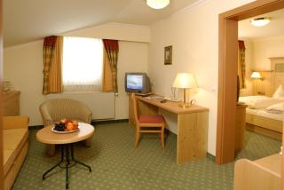 Hotel Zehnerkar & Hotel Obertauern - 2