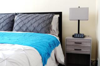 Newly Renovated - Minutes from the City - Woodside - 7