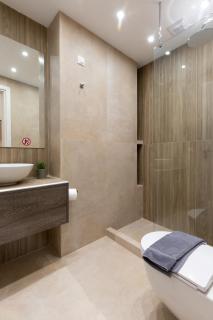 Elegant Comfort 2BR Apartment in Athens - Atene - 5