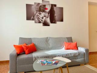 Superior 2 bed apt AC Parking WiFi - Sirolo centro - 7