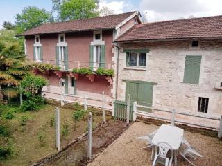 Maison au bord de la Rivière Dronne en Périgord Vert - 8