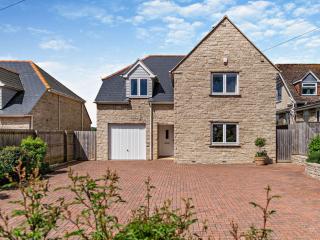 4 bed property in Harmans Cross DC217 - Langton Matravers - 0