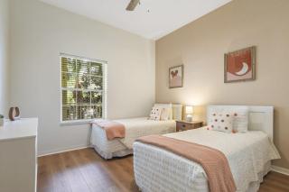 Bahama Bay 3 bedrooms Completely renovated - 7