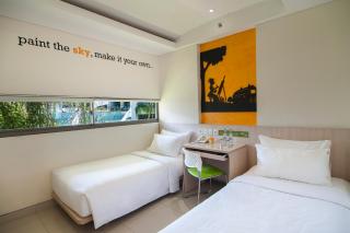 Grandmas Plus Hotel Legian - Legian - 7