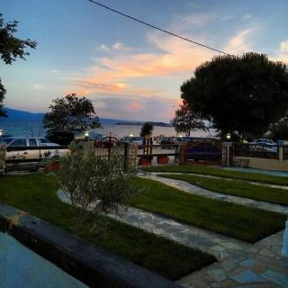 Studios Liotrivi Ouranoupolis - Ouranoupoli - 0