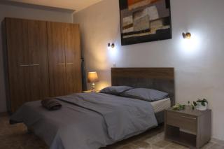 F51 Room with private bathroom near the beach in shared apartment - Sliema - 6