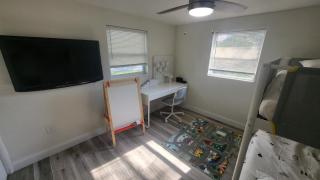 Quiet canal home - 7