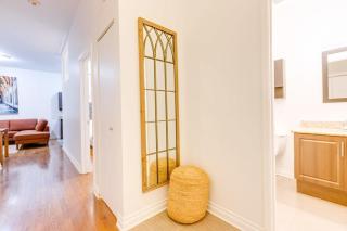 M11 Stylish Modern 3BR in Prime Location - Montreal - 3