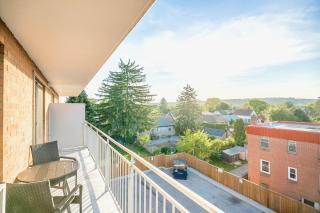 Near Downtown - Glenview West Apartment w Patio - Hamilton - 8