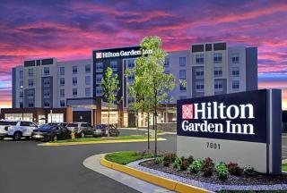 Hilton Garden Inn - 1