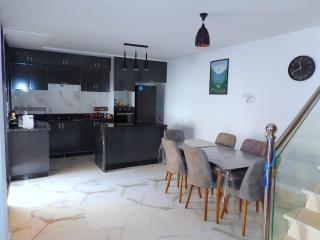 Villa avec Piscine Privée. - 4