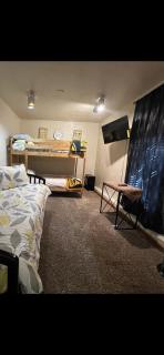 Close and Cozy Home - Oklahoma City - 5