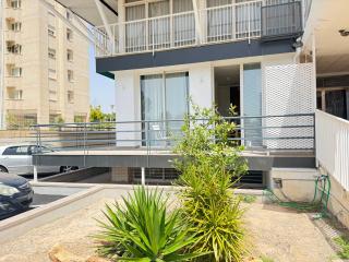 Estudio con piscina - Alicante - 8