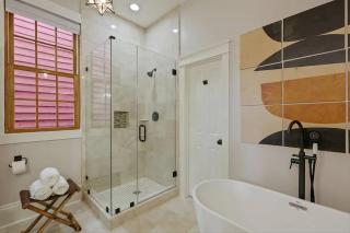 Designer Home Walking Distance To The French Quarter's - New Orleans - 2