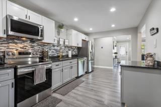 Coastal Retreat at Coliseum - Pool - Bonus Rm and Gazebo - Hampton - 7