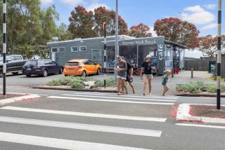 Seaside Escape is close to the beach - Auckland - 2