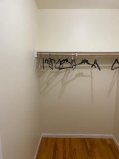 Perculiar Room A - Newark - 4