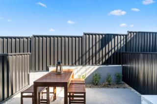 New & Stylish Townhouse - Explore Wanaka, Ski Cardrona - Albert Town - 3