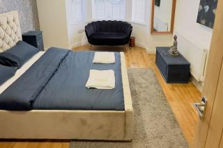 Blue Room, Stylish Apartment near City Centre - Nottingham - 1