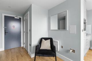 Luxurious One Bedroom Apartment in Bond Street - Chelmsford - 3