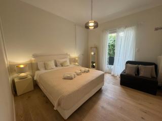 Acropolis Flat - 7