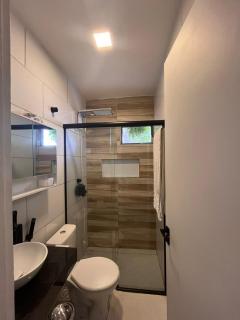 Casa completa há 10 minutos da praia - 1