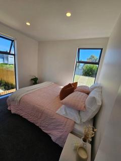 Cosy Central Home - Walk to CBD & Free EScooters! - Christchurch - 5
