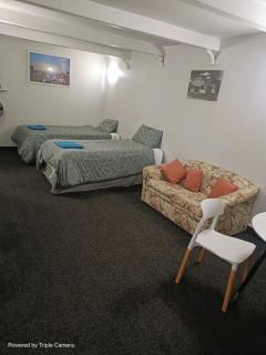 The Cave Motel - Levin - 7