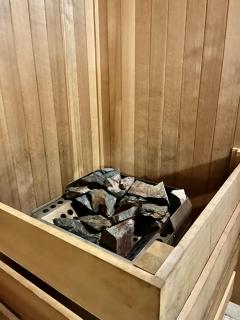 Luxury Condo on Bay Street - 3